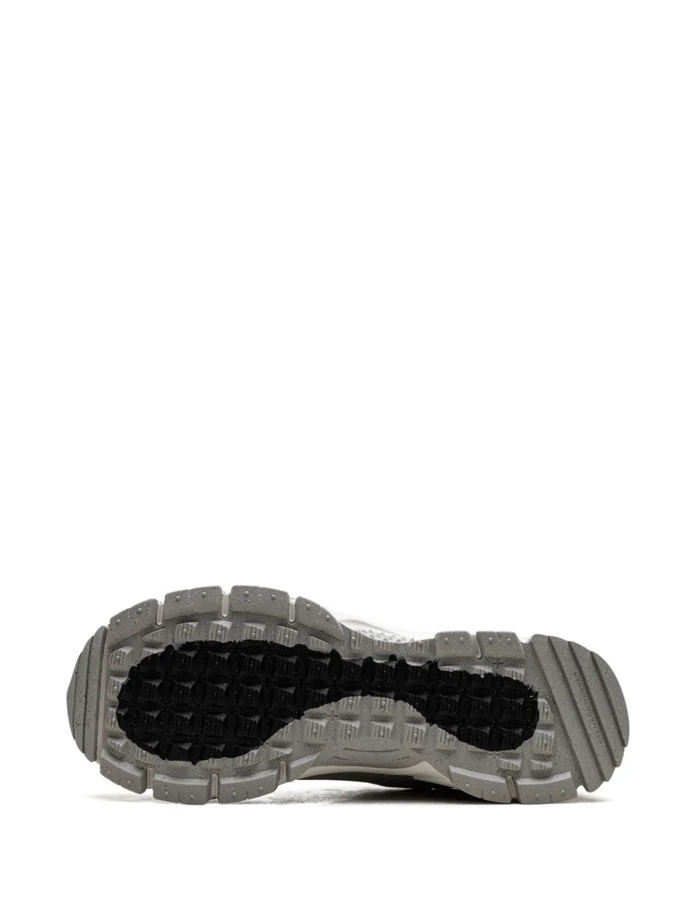 Zoom Vomero Roam Sneakers