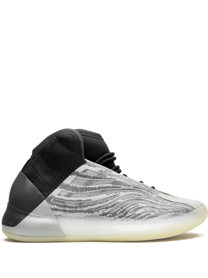 Yeezy Quantum Sneakers