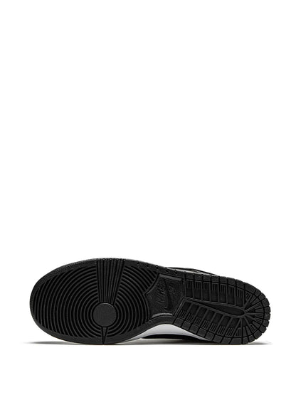 X Civilist Sb Dunk Low Sneakers