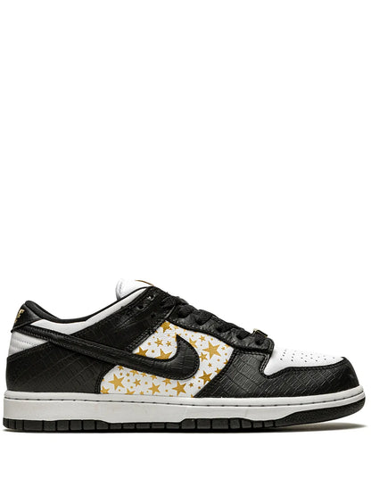 X Supreme Sb Dunk Low Stars/Black Sneakers
