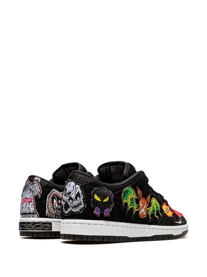 Sb Dunk Low Neckface Sneakers