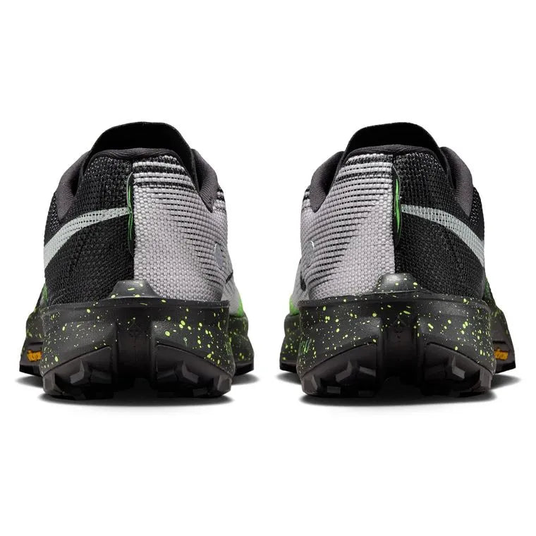 Kiger 10 Trail Running Shoes