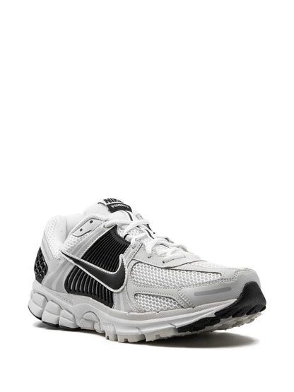 Zoom Vomero 5 White/Black Sneakers