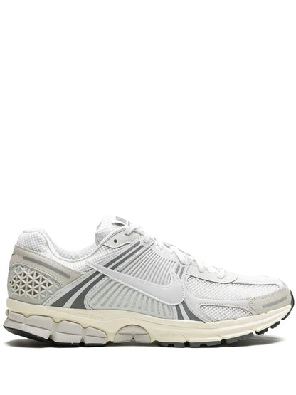 Zoom Vomero 5 Platinum Tint Sneakers