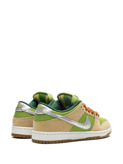 Sb Dunk Low Escargot Sneakers
