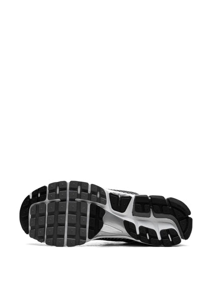 Zoom Vomero 5 Se Sp Black/Metallic Silver Sneakers