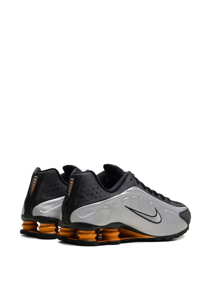 Shox R4 Black/Vast Grey/Bright Mandarin/Metallic Silver Sneakers