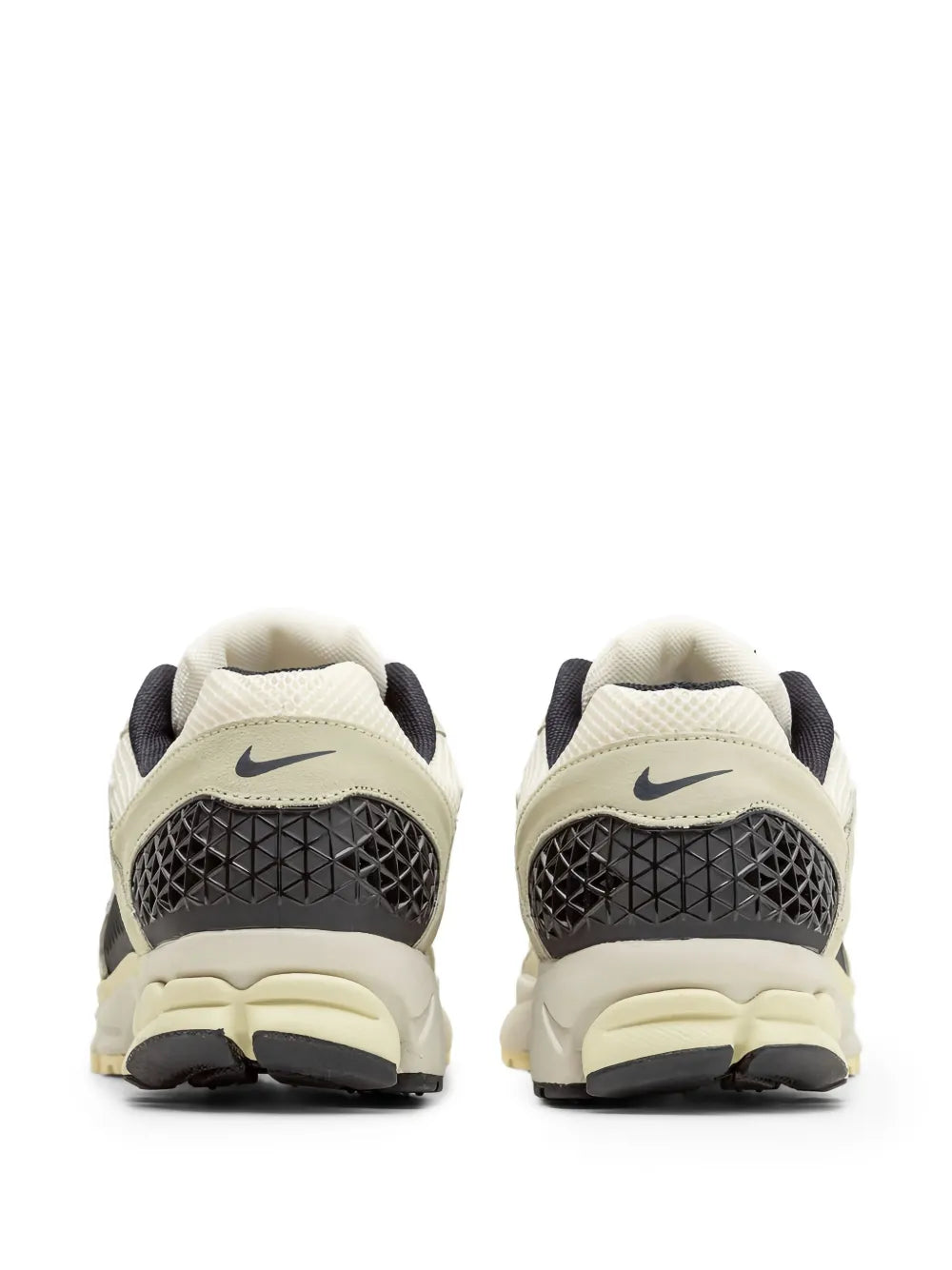 Zoom Vomero 5 Trainers