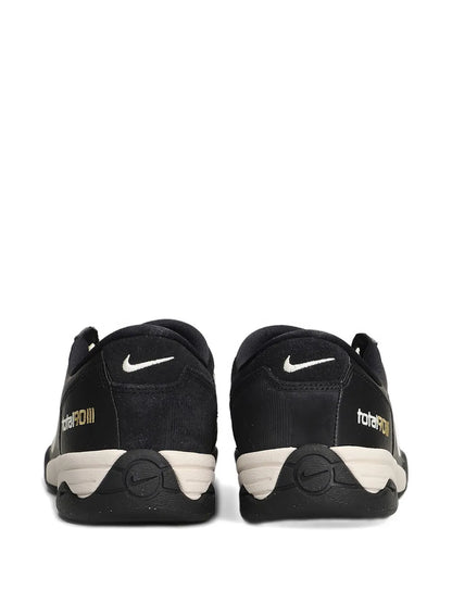 Total 90 Sneakers