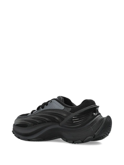 Xlg Mtw Logo-Print Sneakers