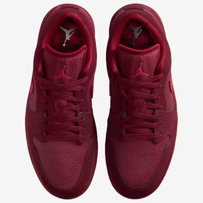 Air Jordan 1 Low SE Women's Shoes