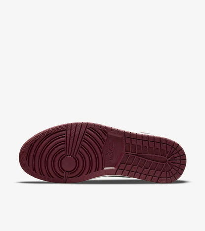 styleora Air Jordan 1 Retro High OG First in Flight Women's Shoes styleora